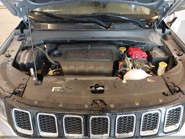 Jeep Compass 2.4L I-4 VVT, 180HP 4X4 Drive - автомобили, коли, обяви за нови и употребявани 9