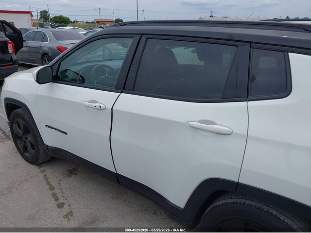 Jeep Compass 2.4L I-4 VVT, 180HP Front Wheel Drive - автомобили, коли, обяви за нови и употребявани 13