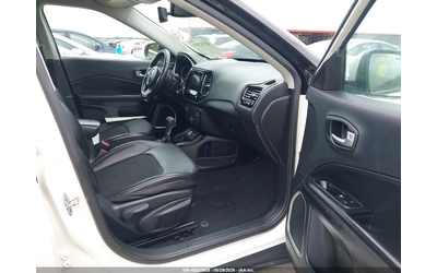 jeep-compass-2-4l-i-4-vvt-180hp-front-wheel-drive - 4