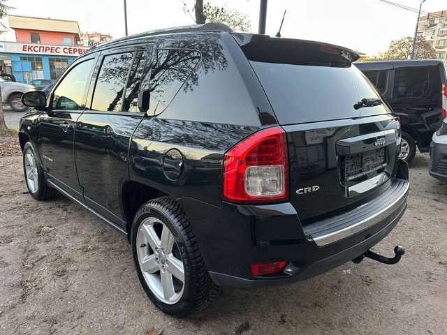 Jeep Compass - автомобили, коли, обяви за нови и употребявани 5