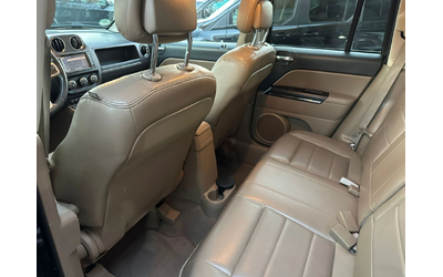 Jeep Compass - автомобили, коли, обяви за нови и употребявани 7