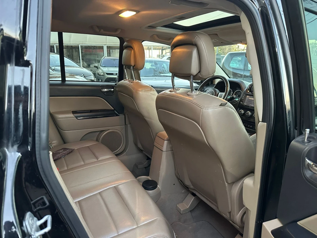 Jeep Compass - автомобили, коли, обяви за нови и употребявани 8