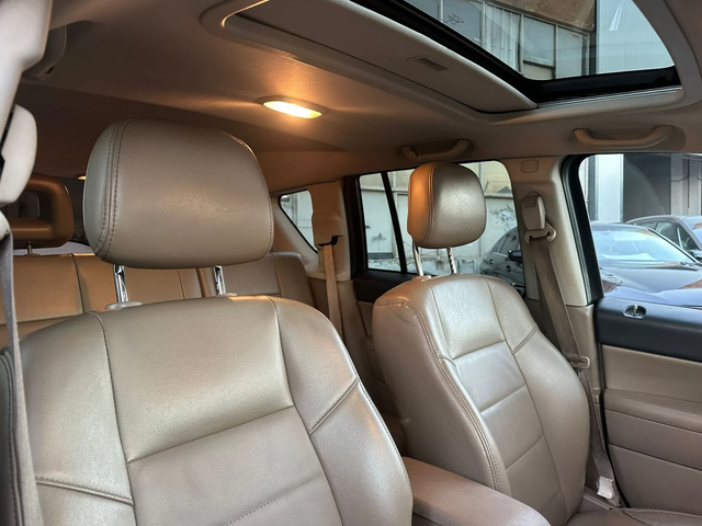 Jeep Compass - автомобили, коли, обяви за нови и употребявани 9