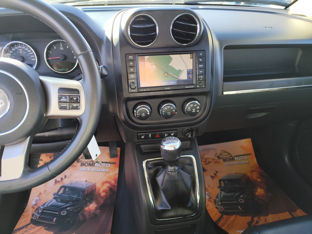 Jeep Compass 2.2CRD* 4X4* LIMITED* КОЖА* EURO5A* - автомобили, коли, обяви за нови и употребявани 7