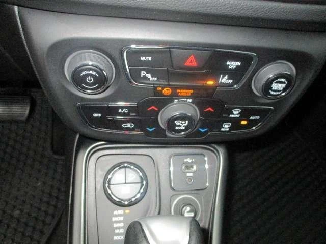 Jeep Compass 2.0 MJ Trailhawk - автомобили, коли, обяви за нови и употребявани 13