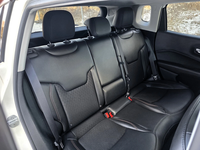 Jeep Compass 1.4MP/170/4WD/Automatic/Limited - автомобили, коли, обяви за нови и употребявани 11