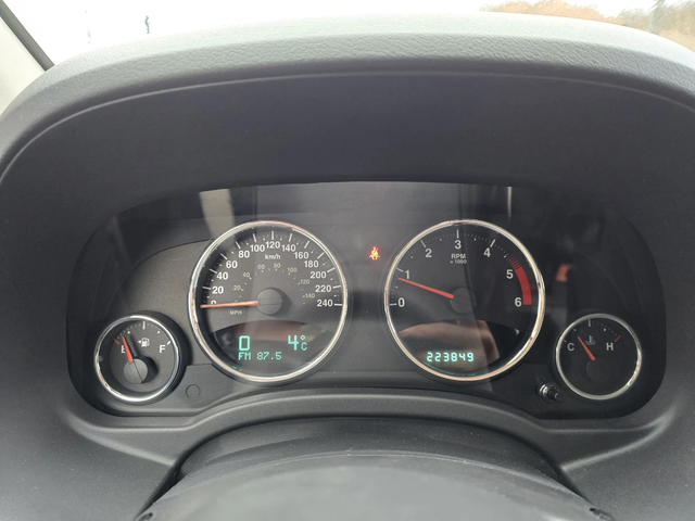 Jeep Compass 2.2crdi Limited 2wd 136к.с - автомобили, коли, обяви за нови и употребявани 16