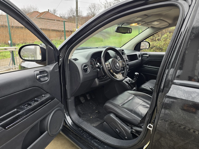 Jeep Compass 2.2crdi Limited 2wd 136к.с - автомобили, коли, обяви за нови и употребявани 9