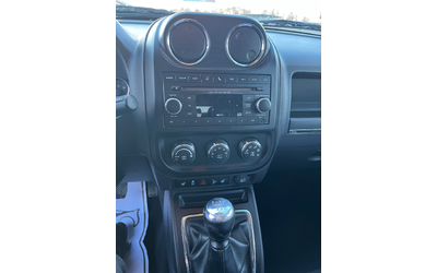 Jeep Compass 2.2GRDI-136-LIMITED-ITALIA - автомобили, коли, обяви за нови и употребявани 11