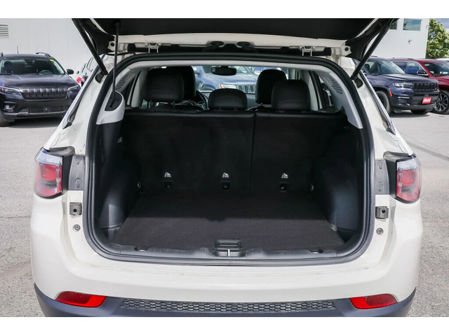 Jeep Compass North 4WD АвтоКредит  (ЦЕНА ДО БГ) - автомобили, коли, обяви за нови и употребявани 3