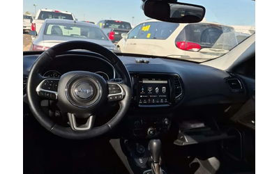 Jeep Compass LIMITED| ПОДГРЕВИ| ПАНО| 2 КЛЮЧА| KEYLESS| CARFAX - автомобили, коли, обяви за нови и употребявани 8