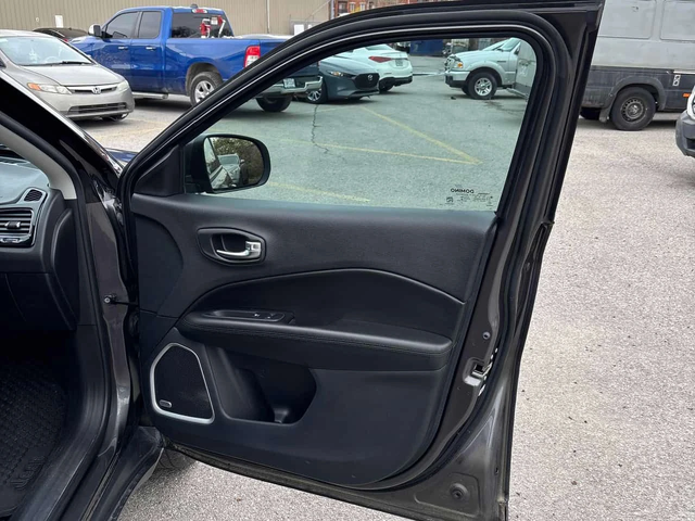 Jeep Compass * 80th Anniversary * ALPINE * КАМЕРА * NAVI - автомобили, коли, обяви за нови и употребявани 11