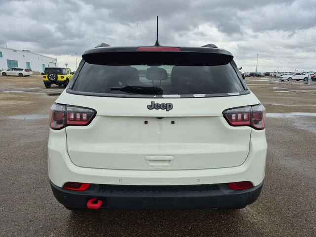 Jeep Compass TRAILHAWK/CARFAX/ - автомобили, коли, обяви за нови и употребявани 4