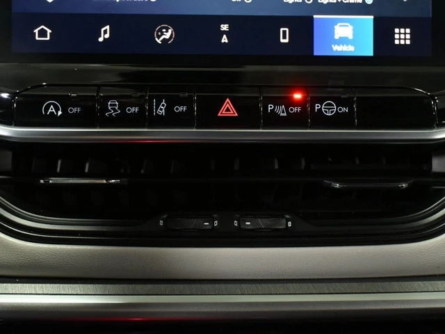 Jeep Compass Limited | 4WD | Дистанционно палене | Carplay - автомобили, коли, обяви за нови и употребявани 8