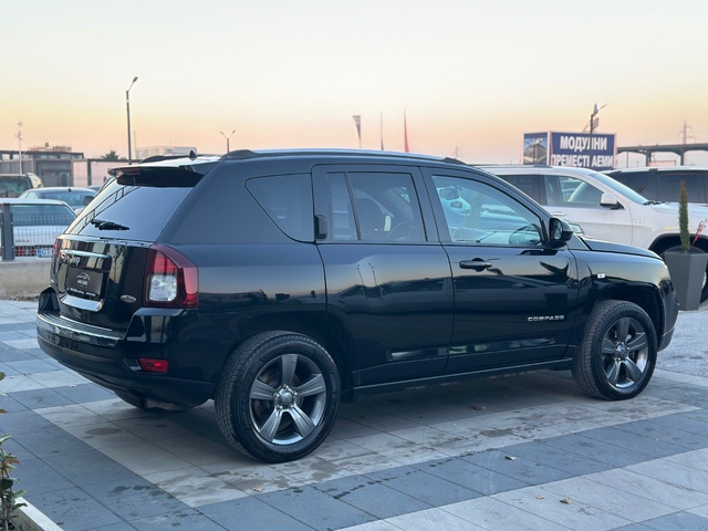Jeep Compass * Facelift* 2.2CRD* 2015г.* СЕРВИЗНА ИСТОРИЯ* - автомобили, коли, обяви за нови и употребявани 3