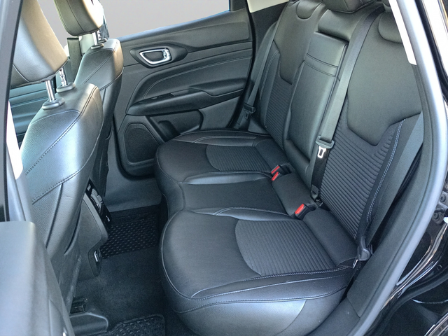 Jeep COMPASS Limited 1.5 e-Hybrid 48V Petrol 130hp 7-DCT E6 - автомобили, коли, обяви за нови и употребявани 10