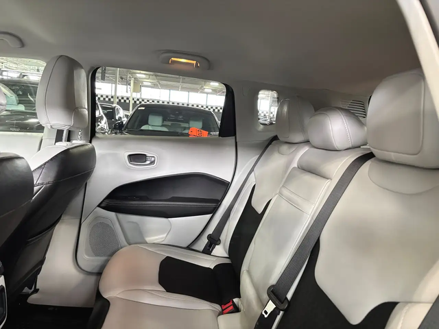 Jeep Compass North 4X4|SELECTERRAIN|NAV|WHITELEATHER|RMSTART|+ 4x4 - автомобили, коли, обяви за нови и употребявани 8