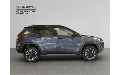 jeep-compass-trailhawk-1-3-phev-at6-4xe - 4