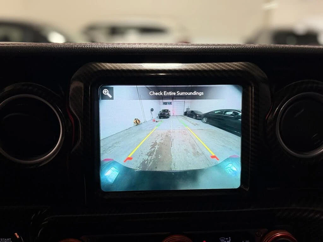 Jeep Gladiator АвтоКредит* (ЦЕНА ДО БГ)Jeep Gladiator Rubicon - автомобили, коли, обяви за нови и употребявани 9