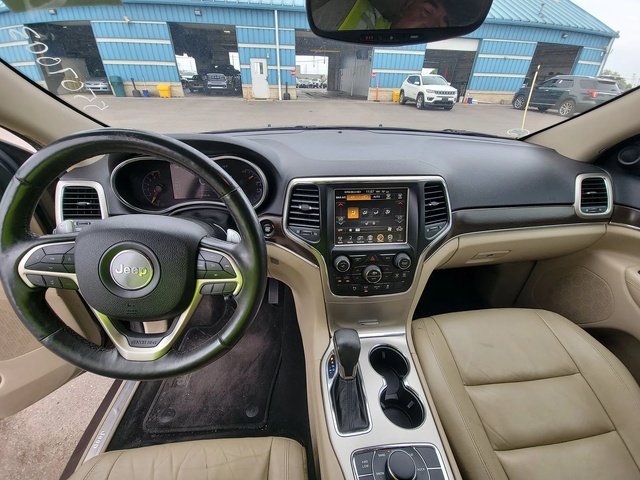 Jeep Grand cherokee 5.7 HEMI* FACE* DIGITAL* 8ZF* ПОДГРЕВ* KEYLESS - автомобили, коли, обяви за нови и употребявани 8