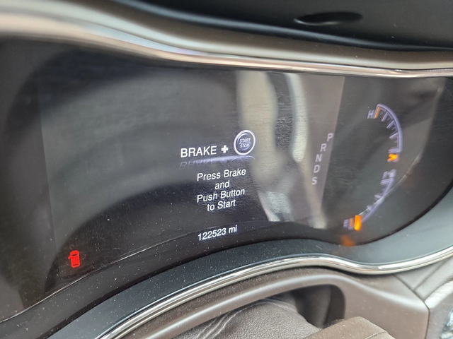 Jeep Grand cherokee SUMMIT* DISTRO* 8ZF* ОБДУХ* DIGITAL* PANO* BI-XENO - автомобили, коли, обяви за нови и употребявани 12