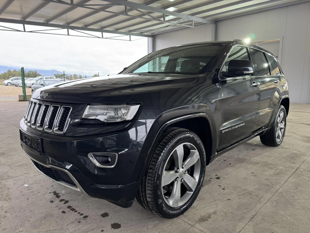 Jeep Grand cherokee 3.0* 250ps* 4x4* 136хл.км* Overland* Distr* Pano* - автомобили, коли, обяви за нови и употребявани 0