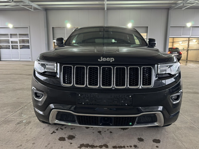 Jeep Grand cherokee 3.0* 250ps* 4x4* 136хл.км* Overland* Distr* Pano* - автомобили, коли, обяви за нови и употребявани 7