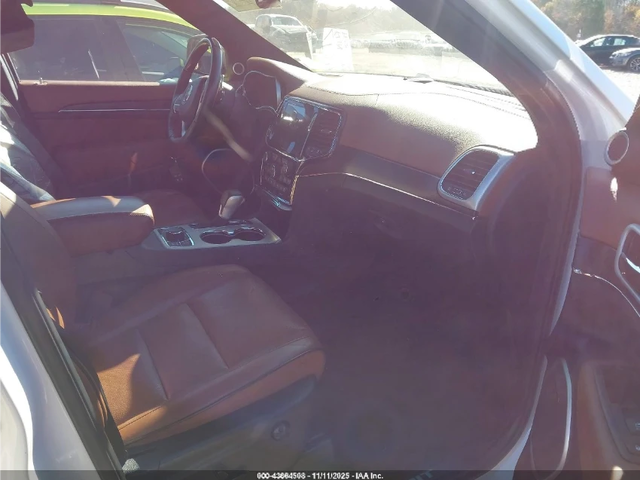 Jeep Grand cherokee SUMMIT / 4X4 / ДИСТРОНИК / ОБДУХВАНЕ / ПАНО - автомобили, коли, обяви за нови и употребявани 6