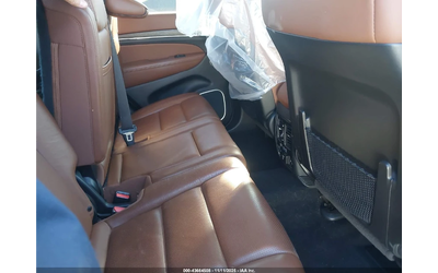 Jeep Grand cherokee SUMMIT / 4X4 / ДИСТРОНИК / ОБДУХВАНЕ / ПАНО - автомобили, коли, обяви за нови и употребявани 8