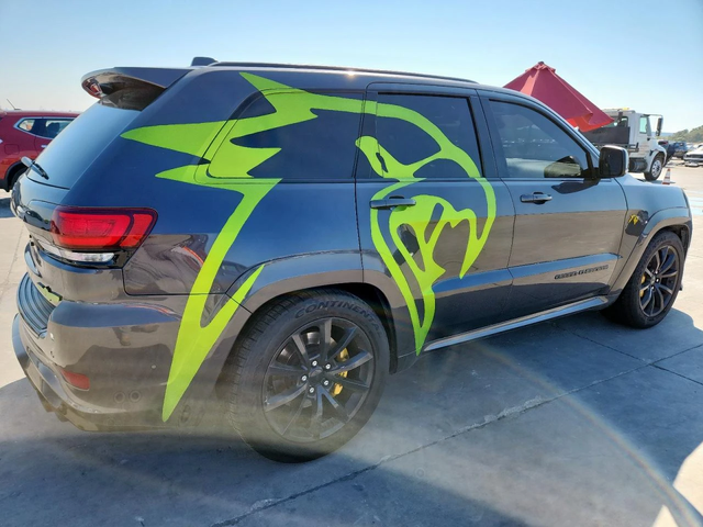 Jeep Grand cherokee TRACKHAWK / 6.2 SUPERCHARGER - автомобили, коли, обяви за нови и употребявани 3
