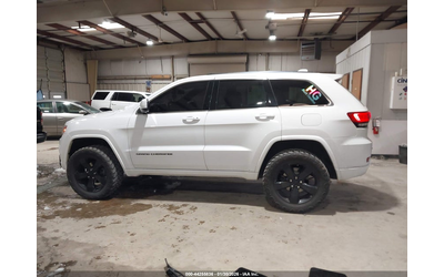 Jeep Grand cherokee 3.6L V-6 DOHC, VVT, 290HP 4X4 Drive - автомобили, коли, обяви за нови и употребявани 13