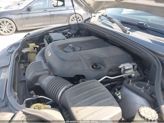 Jeep Grand cherokee 3.6L V-6 DOHC, VVT, 290HP 4X4 Drive - автомобили, коли, обяви за нови и употребявани 9