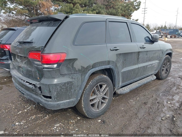 Jeep Grand cherokee 3.6L V-6 DOHC, VVT, 293HP 4X2 Drive - автомобили, коли, обяви за нови и употребявани 3