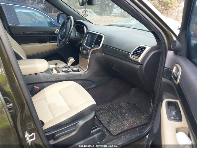 Jeep Grand cherokee 3.6L V-6 DOHC, VVT, 293HP 4X2 Drive - автомобили, коли, обяви за нови и употребявани 4
