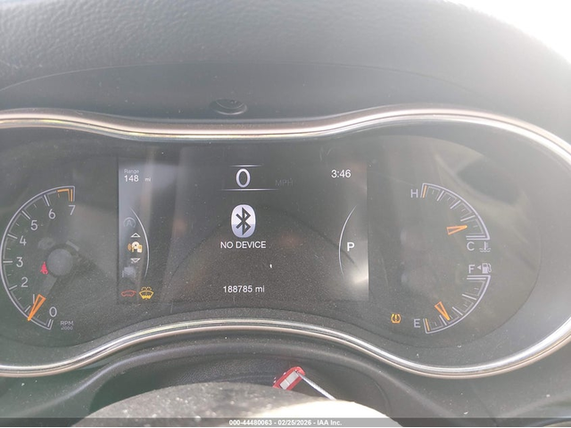 Jeep Grand cherokee 3.6L V-6 DOHC, VVT, 293HP 4X4 Drive - автомобили, коли, обяви за нови и употребявани 6