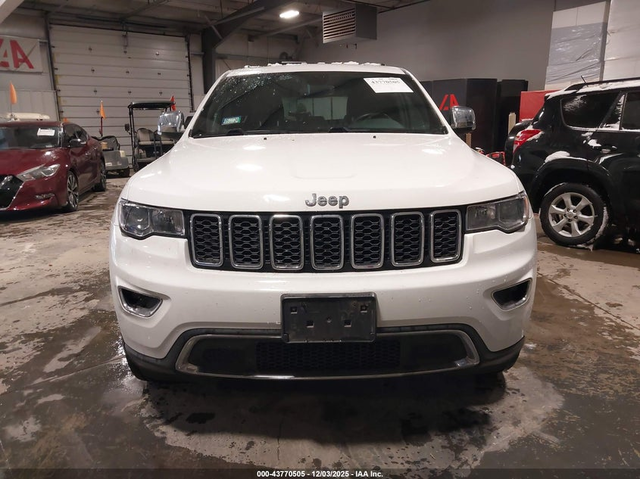 Jeep Grand cherokee 3.6L V-6 DOHC, VVT, 293HP 4X4 Drive - автомобили, коли, обяви за нови и употребявани 11