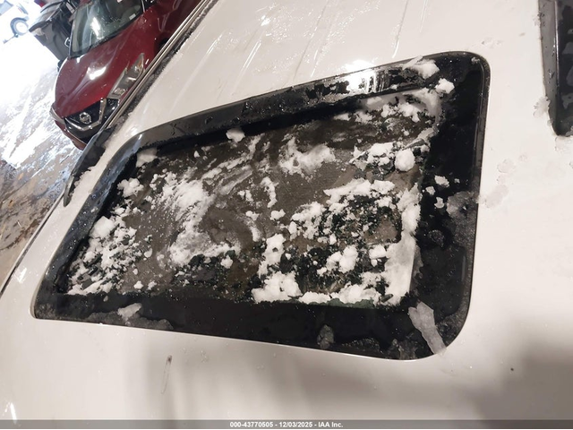 Jeep Grand cherokee 3.6L V-6 DOHC, VVT, 293HP 4X4 Drive - автомобили, коли, обяви за нови и употребявани 5