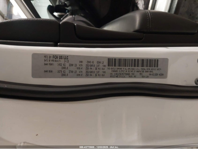 Jeep Grand cherokee 3.6L V-6 DOHC, VVT, 293HP 4X4 Drive - автомобили, коли, обяви за нови и употребявани 8