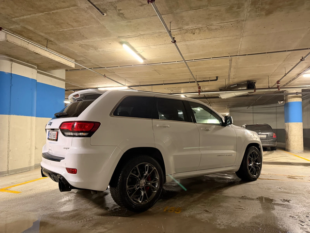 Jeep Grand cherokee 6.4 V8 HEMI SRT8 Automatic - автомобили, коли, обяви за нови и употребявани 3