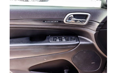 jeep-grand-cherokee - 3