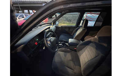Jeep Grand cherokee 2.5 - автомобили, коли, обяви за нови и употребявани 7
