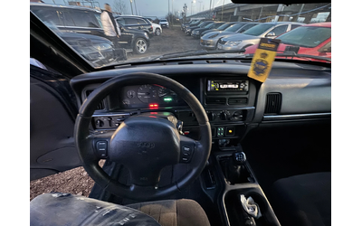 Jeep Grand cherokee 2.5 - автомобили, коли, обяви за нови и употребявани 8