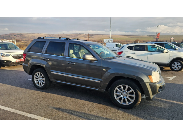 Jeep Grand cherokee 3.0CRD ---OVERLAND - автомобили, коли, обяви за нови и употребявани 3
