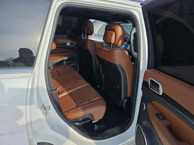 Jeep Grand cherokee Summit - автомобили, коли, обяви за нови и употребявани 8