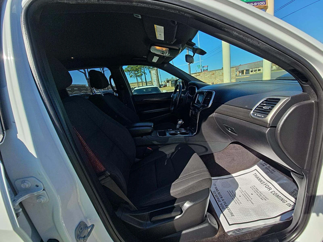 Jeep Grand cherokee Laredo - автомобили, коли, обяви за нови и употребявани 8