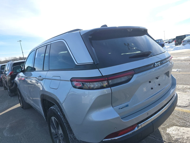 Jeep Grand cherokee 4xe Plug-In Hybrid - автомобили, коли, обяви за нови и употребявани 4