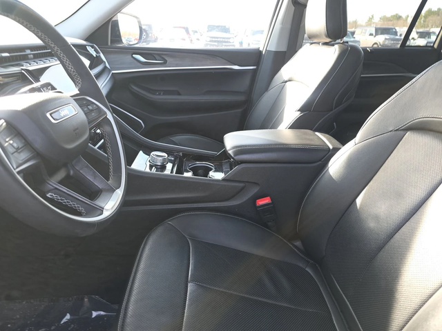 Jeep Grand cherokee 4xe Plug-In Hybrid - автомобили, коли, обяви за нови и употребявани 5