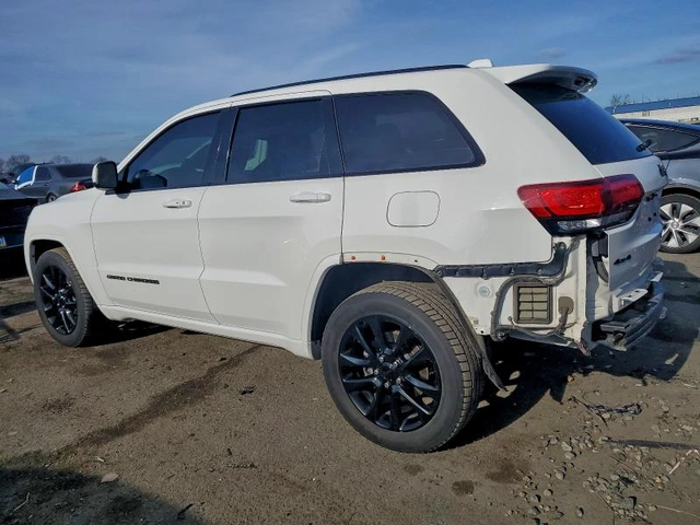 Jeep Grand cherokee LAREDO - автомобили, коли, обяви за нови и употребявани 1