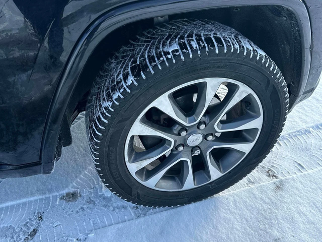 Jeep Grand cherokee * Overland* Подгрев* Обдух* - автомобили, коли, обяви за нови и употребявани 5