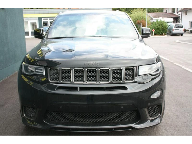 Jeep Grand cherokee 6.2l V8 TRACKHAWK - автомобили, коли, обяви за нови и употребявани 0